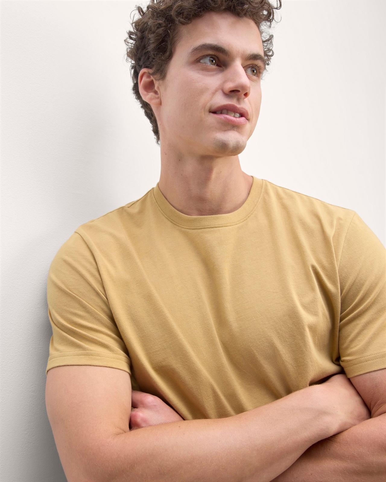The Essential Organic Crew Product Image