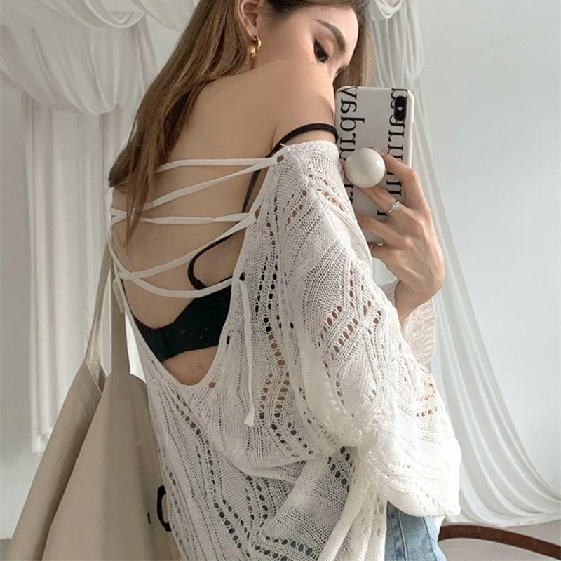 Long-Sleeve V-Neck Plain Perforated Open Back Knit Top Product Image