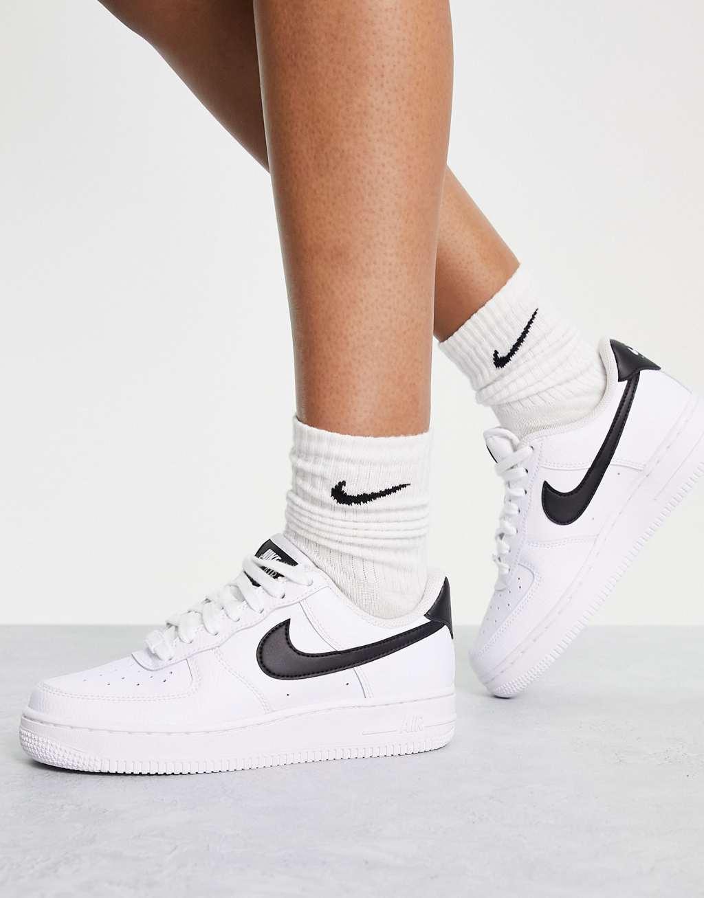 Nike Air Force 1 '07 Women's Shoes Product Image