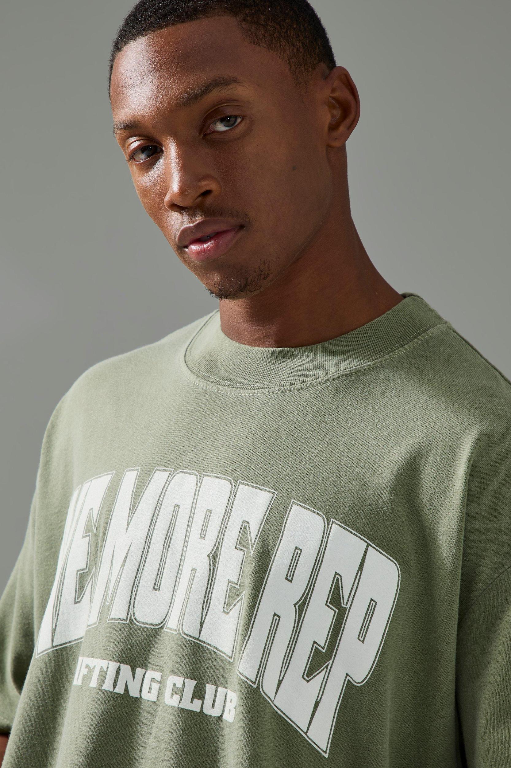Man Active Washed One More Rep Oversized T-shirt | boohooMAN USA Product Image