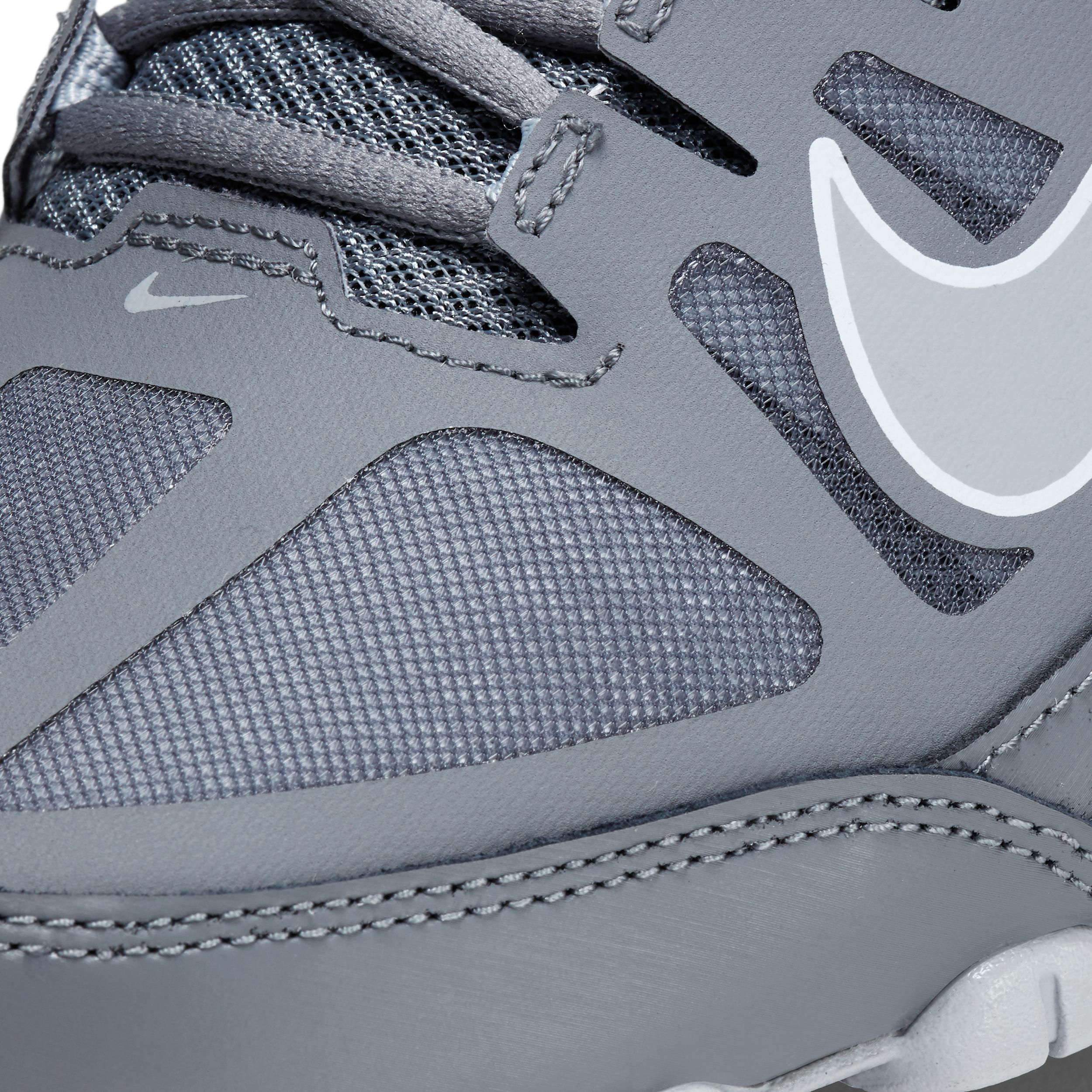 Nike Men's Reax 8 TR Workout Shoes Product Image