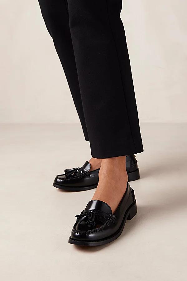 Alohas Womens Terrane Leather Loafers Product Image