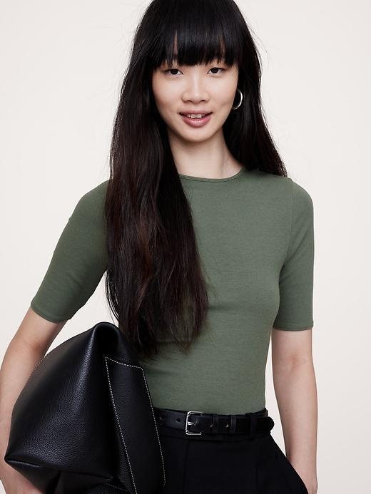 Ribbed Elbow-Sleeve T-Shirt Product Image