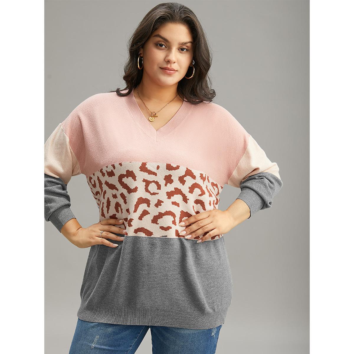Plus Size Leopard Contrast Patchwork Batwing Sleeve Pullover Multicolor Women Casual Loose Long Sleeve V-neck Dailywear Pullovers BloomChic 12/L Product Image
