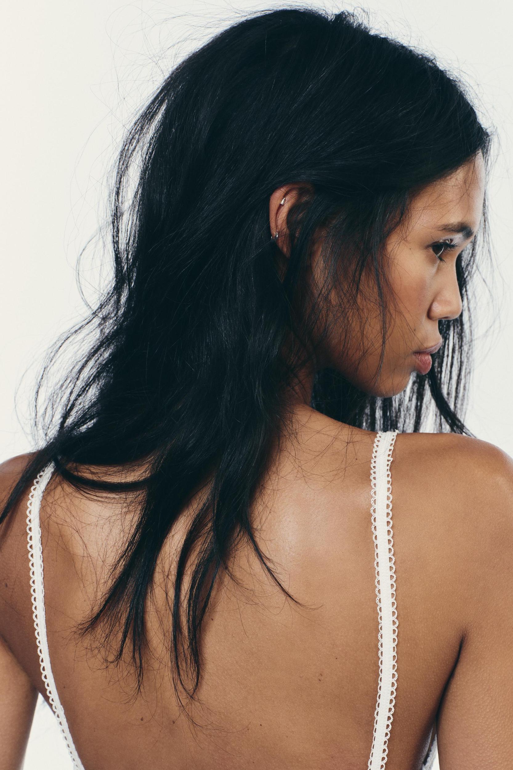 POINTELLE TOP Product Image