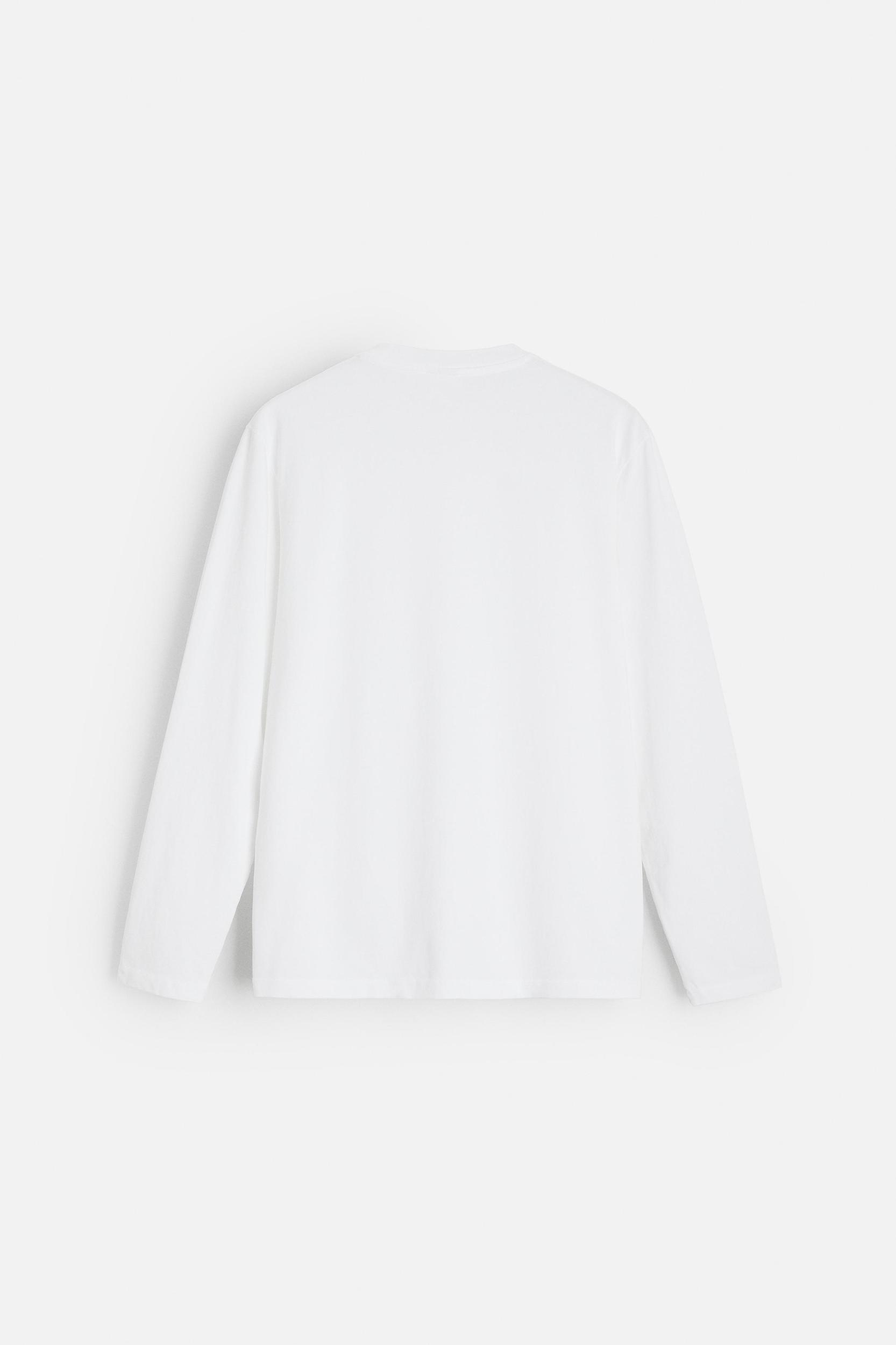 LONG SLEEVE HEAVYWEIGHT T-SHIRT Product Image