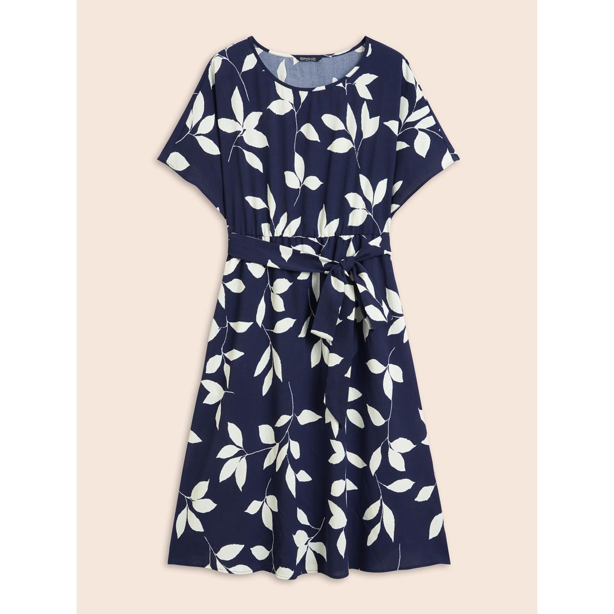 Plus Size Leaf Print Pocket Belted Dress DarkBlue Women Casual Belted Round Neck Short sleeve Curvy Midi Dress BloomChic 26/4X Product Image