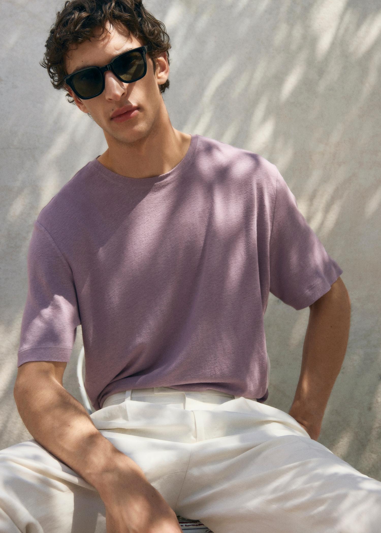 Linen slim-fit t-shirt - Men | MANGO USA Product Image