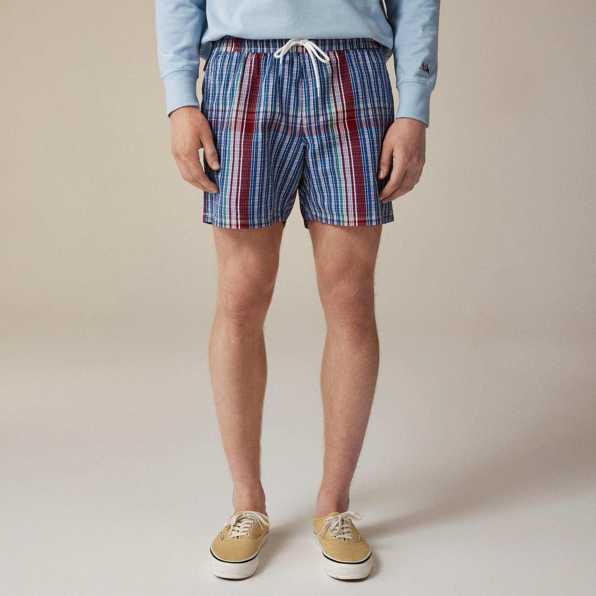 6" swim trunk in seersucker plaid Product Image