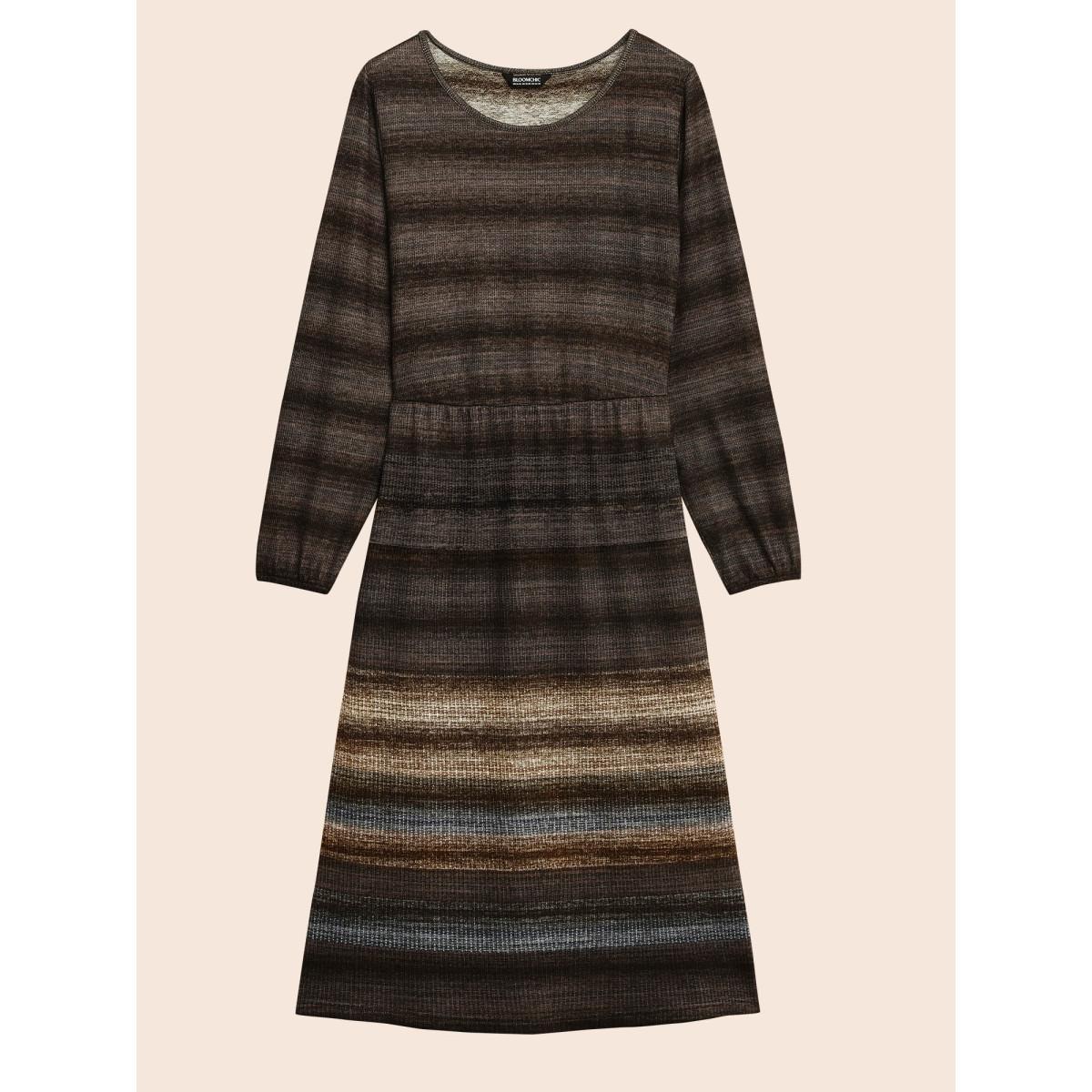 Plus Size Ombre Contrast Lantern Sleeve Midi Dress DarkBrown Women Casual Texture Round Neck Long Sleeve Curvy BloomChic 26/4X Product Image