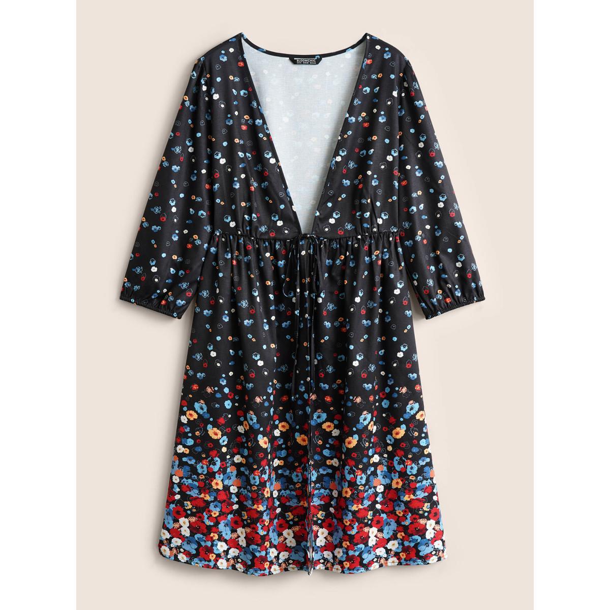 Plus Size Ombre Boho Print Ties Gathered Kimono Women BlackFlower Resort Gathered Vacation Kimonos BloomChic 26/4X Product Image