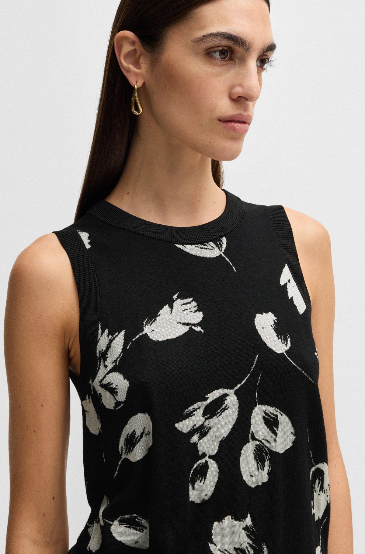 Merino wool knitted top with tulip jacquard Product Image