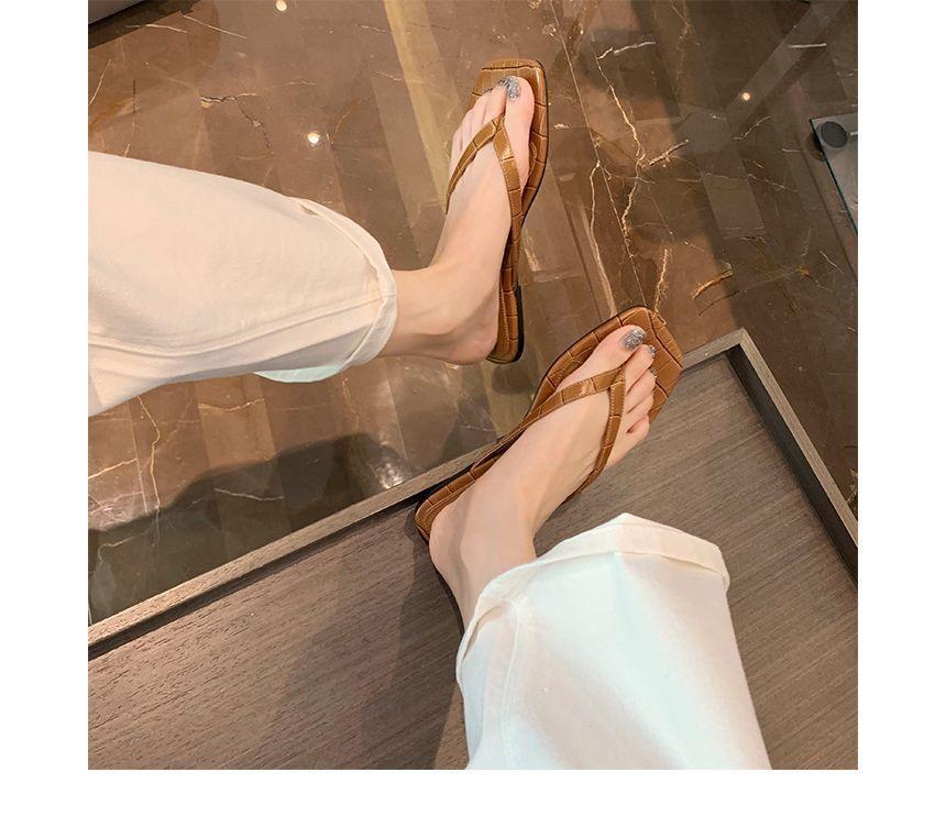 Low Heel Plain Flip Flops (Various Designs) Product Image