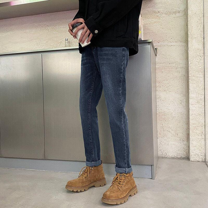 Mid Rise Washed Fleece-Lined Straight Leg Jeans Product Image