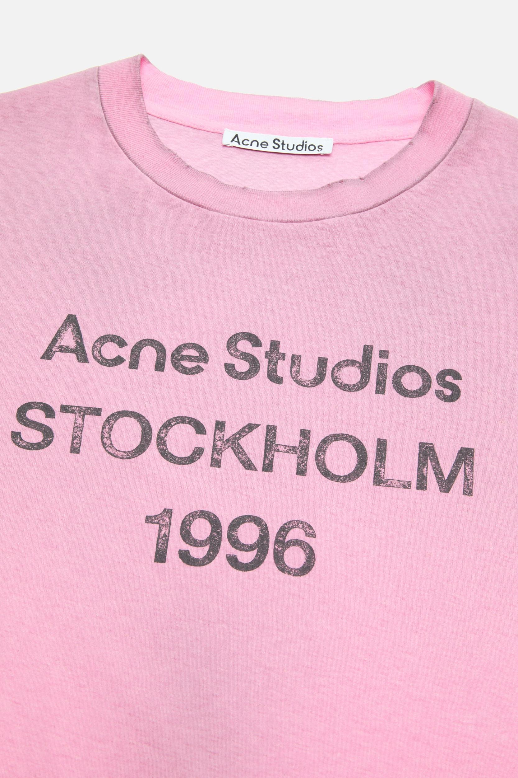 Logo t-shirt - Relaxed fit Product Image