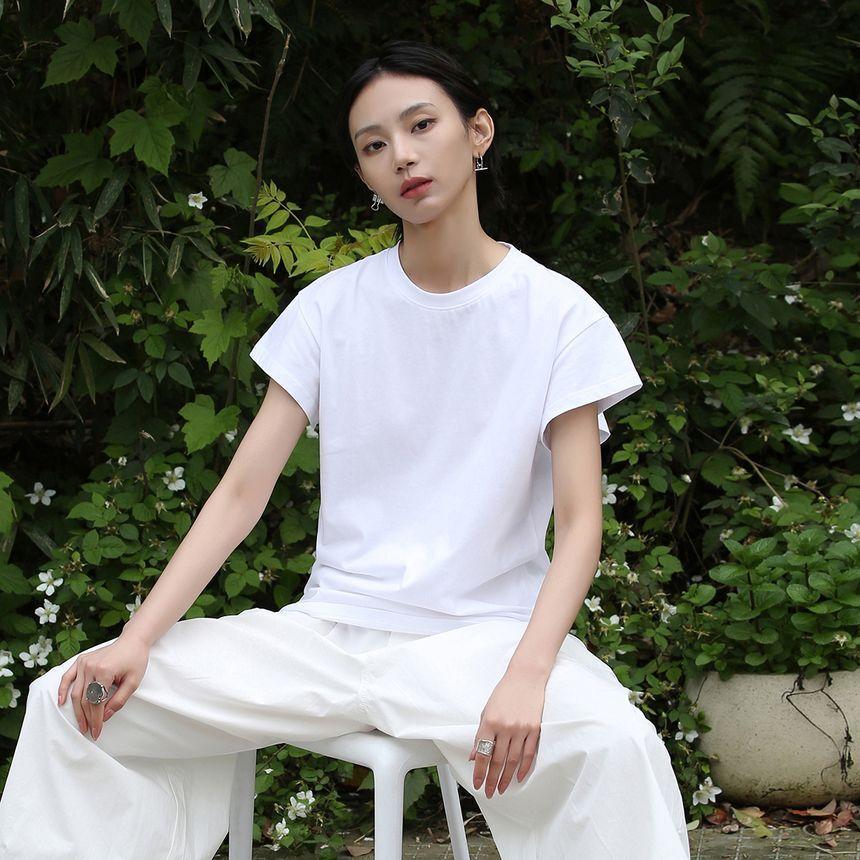 Short Sleeve Crew Neck Plain T-Shirt Product Image