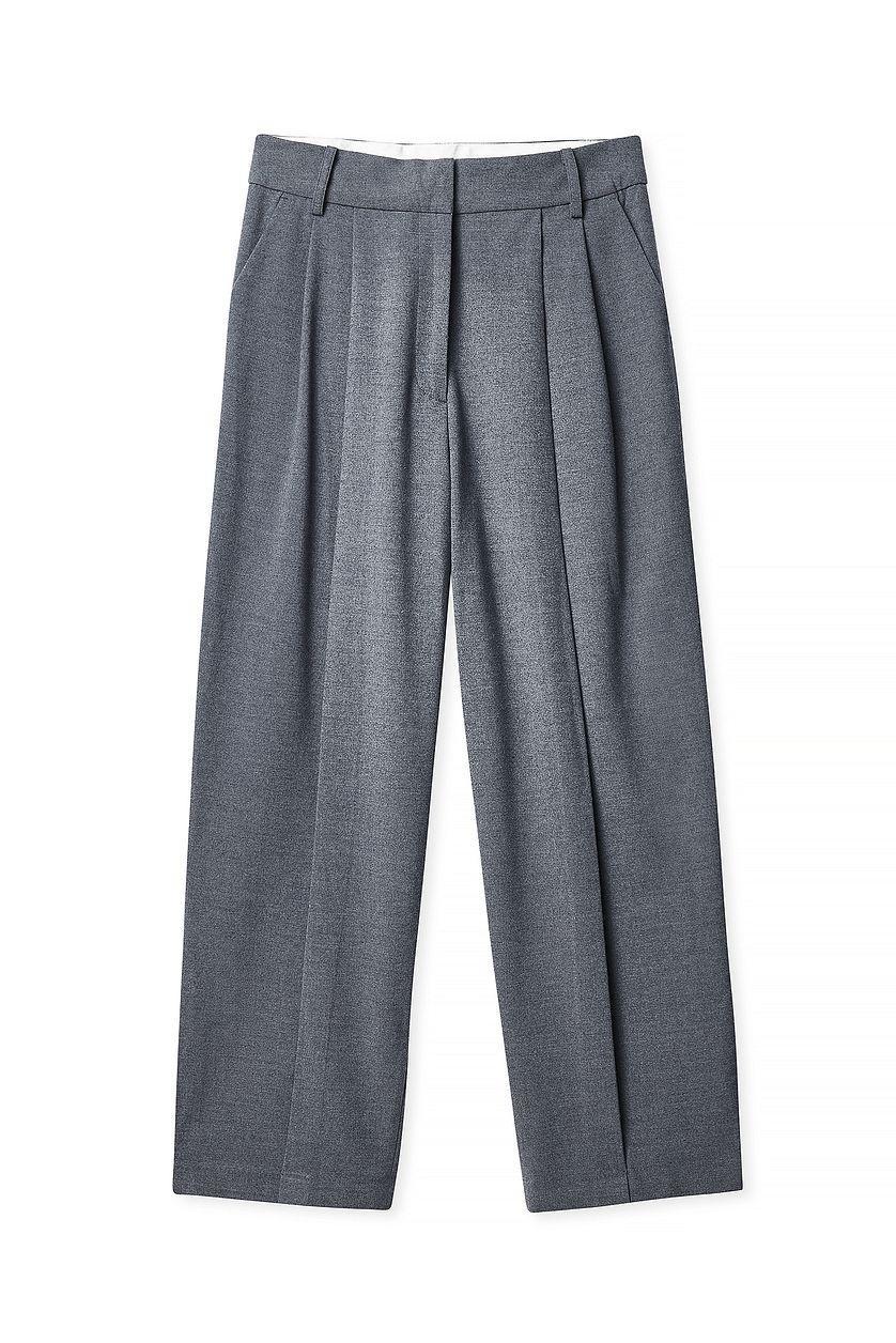 High Waist Cropped Pants Product Image