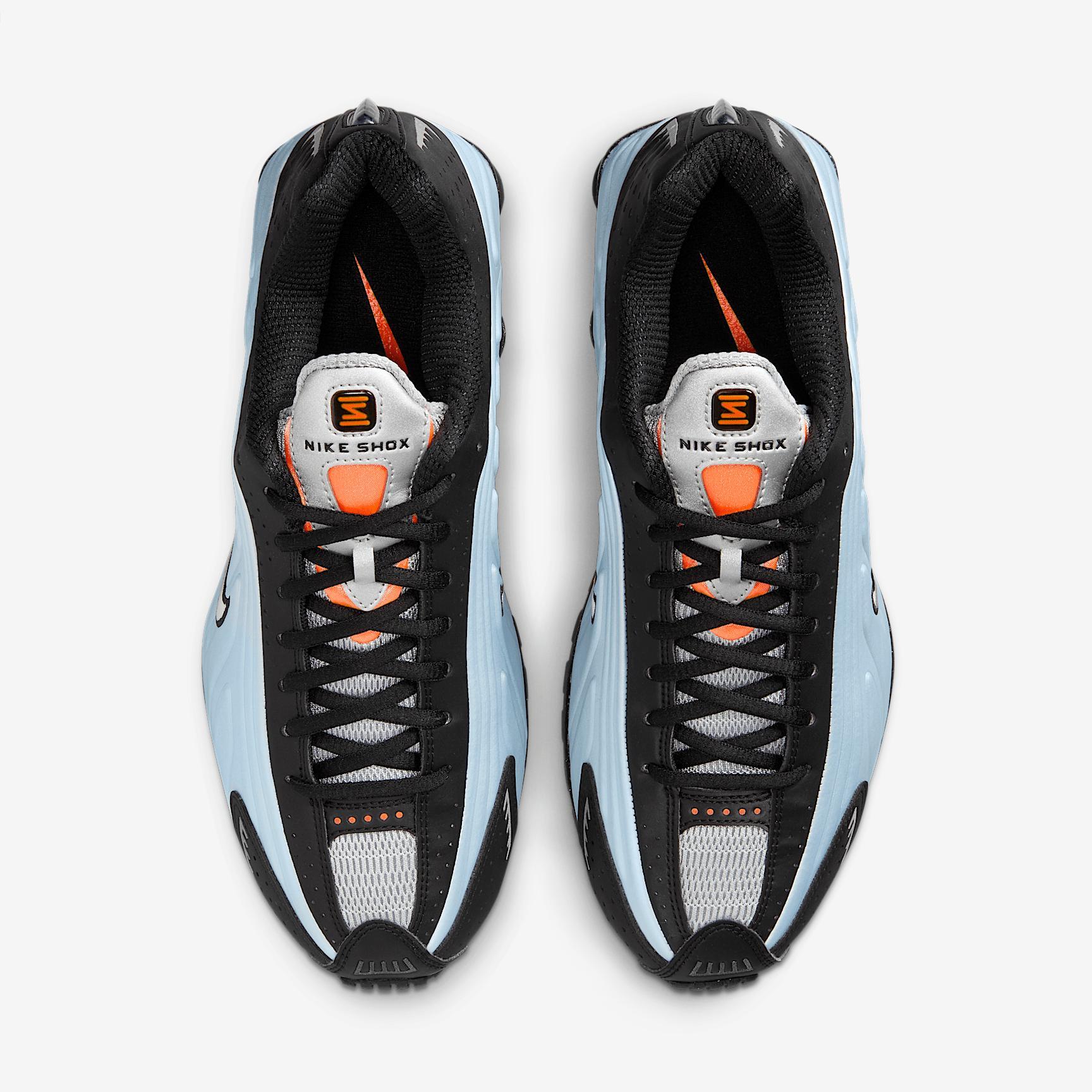 Nike Womens Shox R4 Casual Shoes Product Image