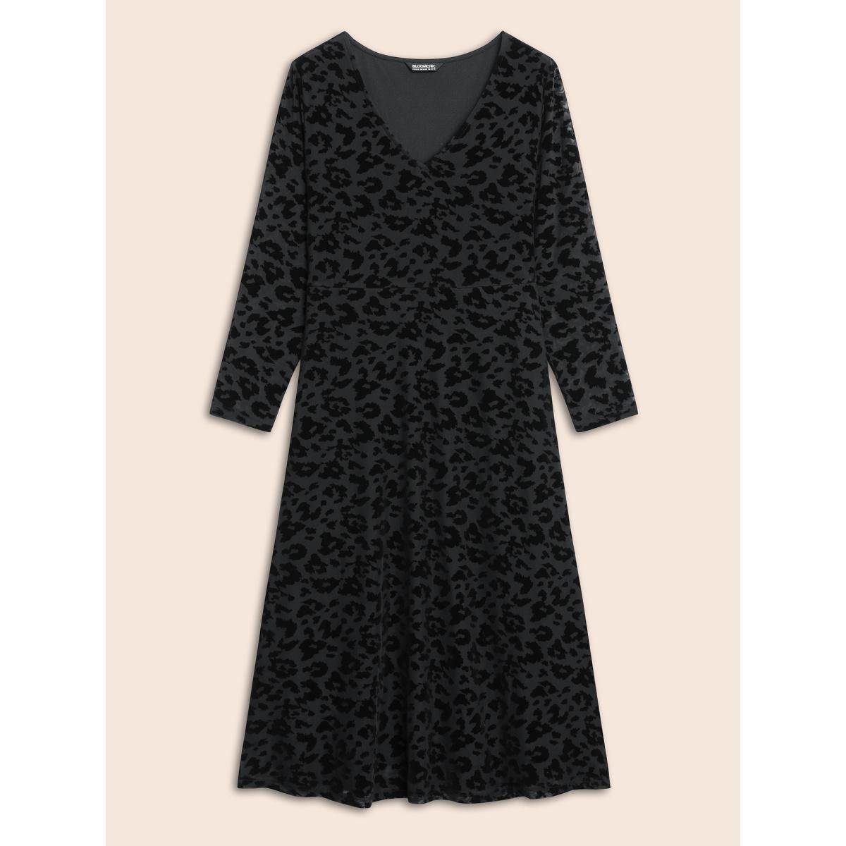 Plus Size V Neck Flocking Mesh Midi Dress Black Women Elegant Texture V-neck Long Sleeve Curvy BloomChic 28/5X Product Image