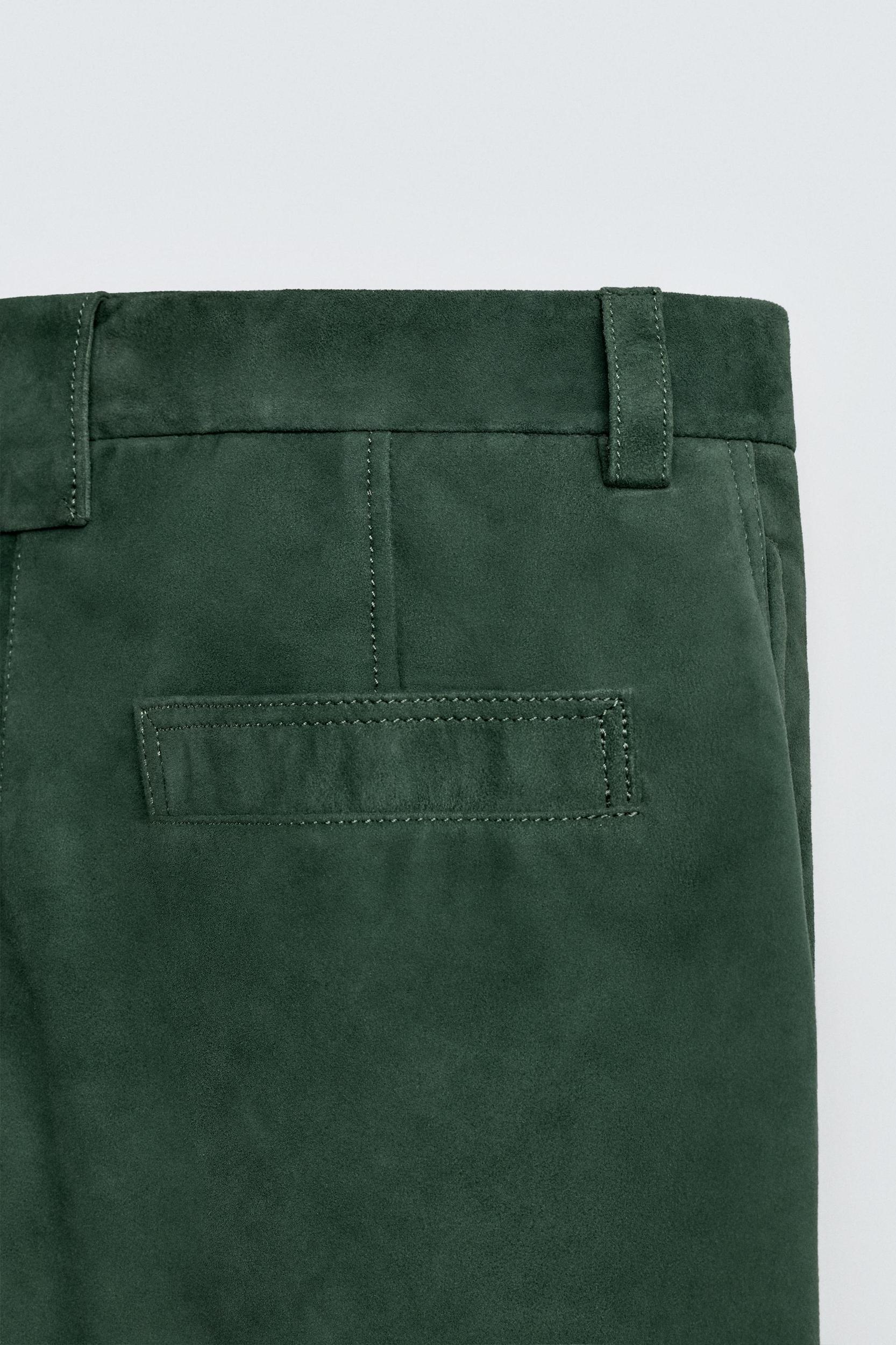 RELAXED FIT SUEDE LEATHER SHORTS Product Image