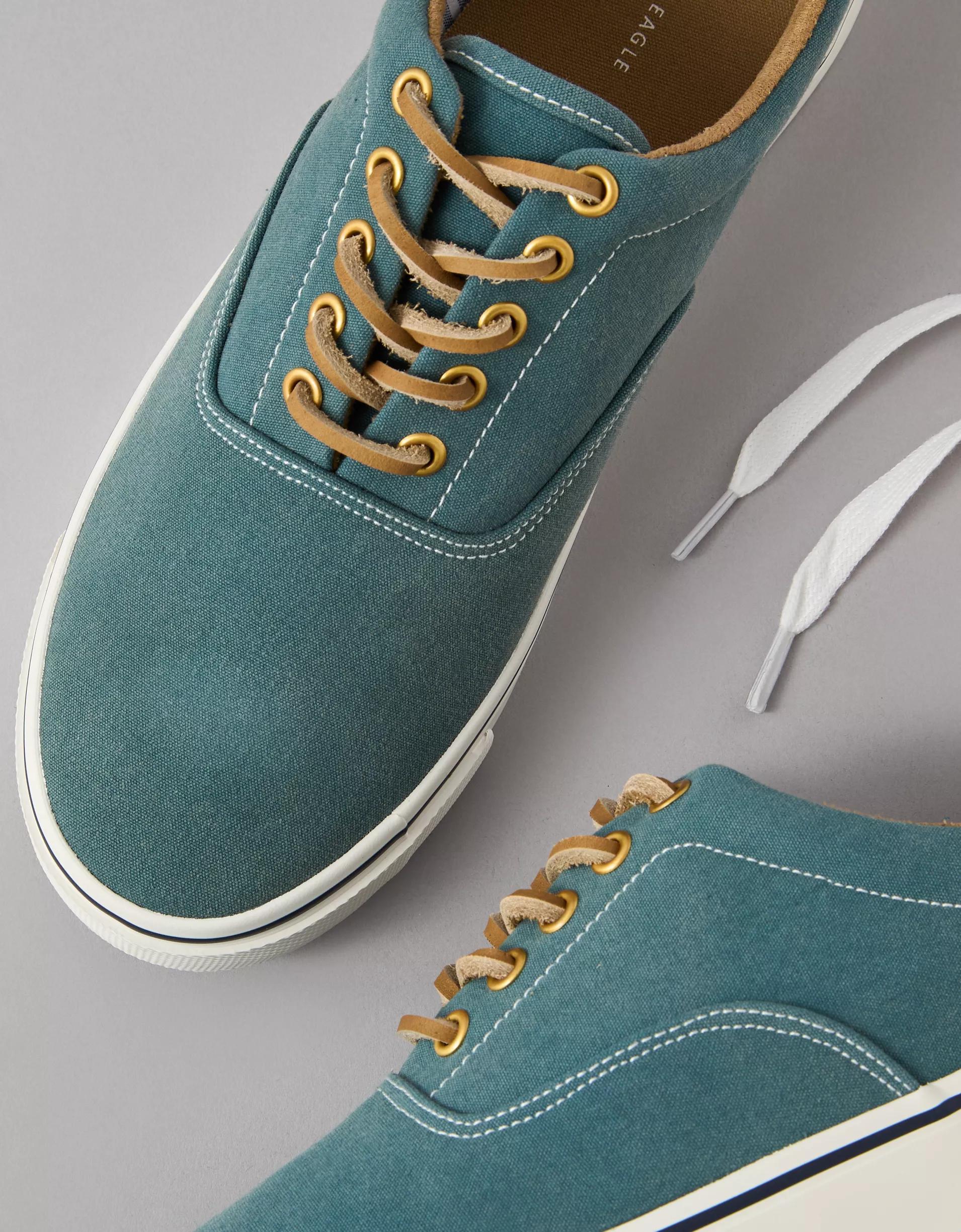 AE Men's Classic Sneaker Product Image