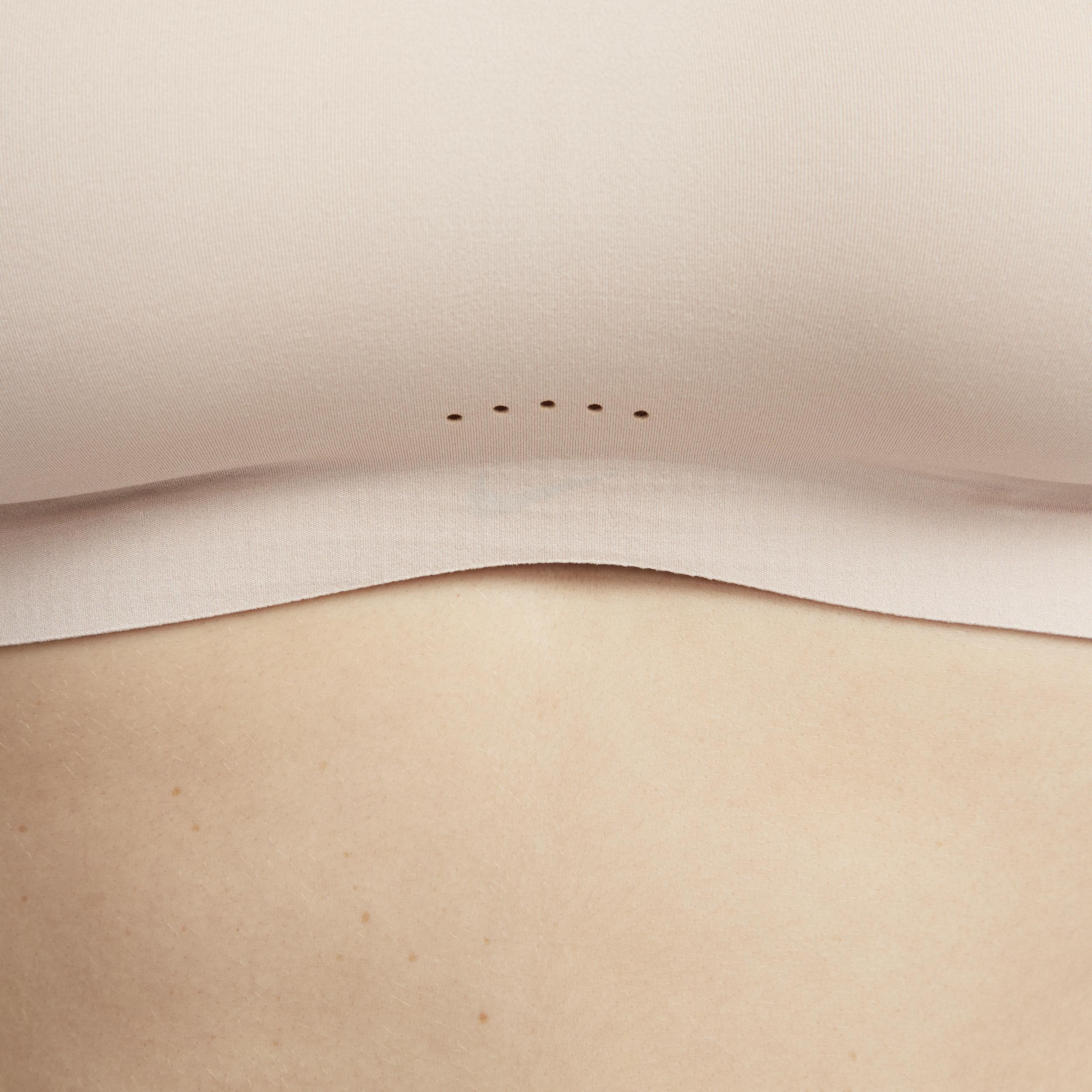 Nike Women's Alate Minimalist Light-Support Padded Sports Bra Product Image