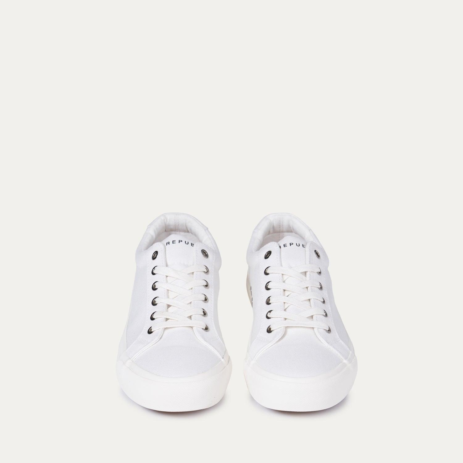 Bowery Canvas Sneaker Product Image