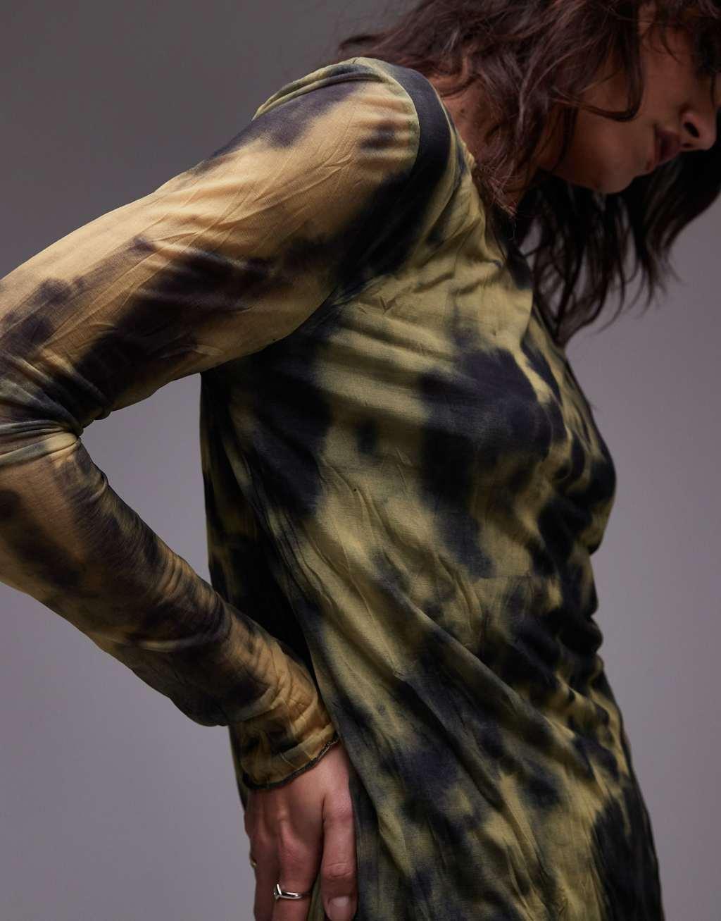 Topshop crinkle mini dress in smudge print Product Image