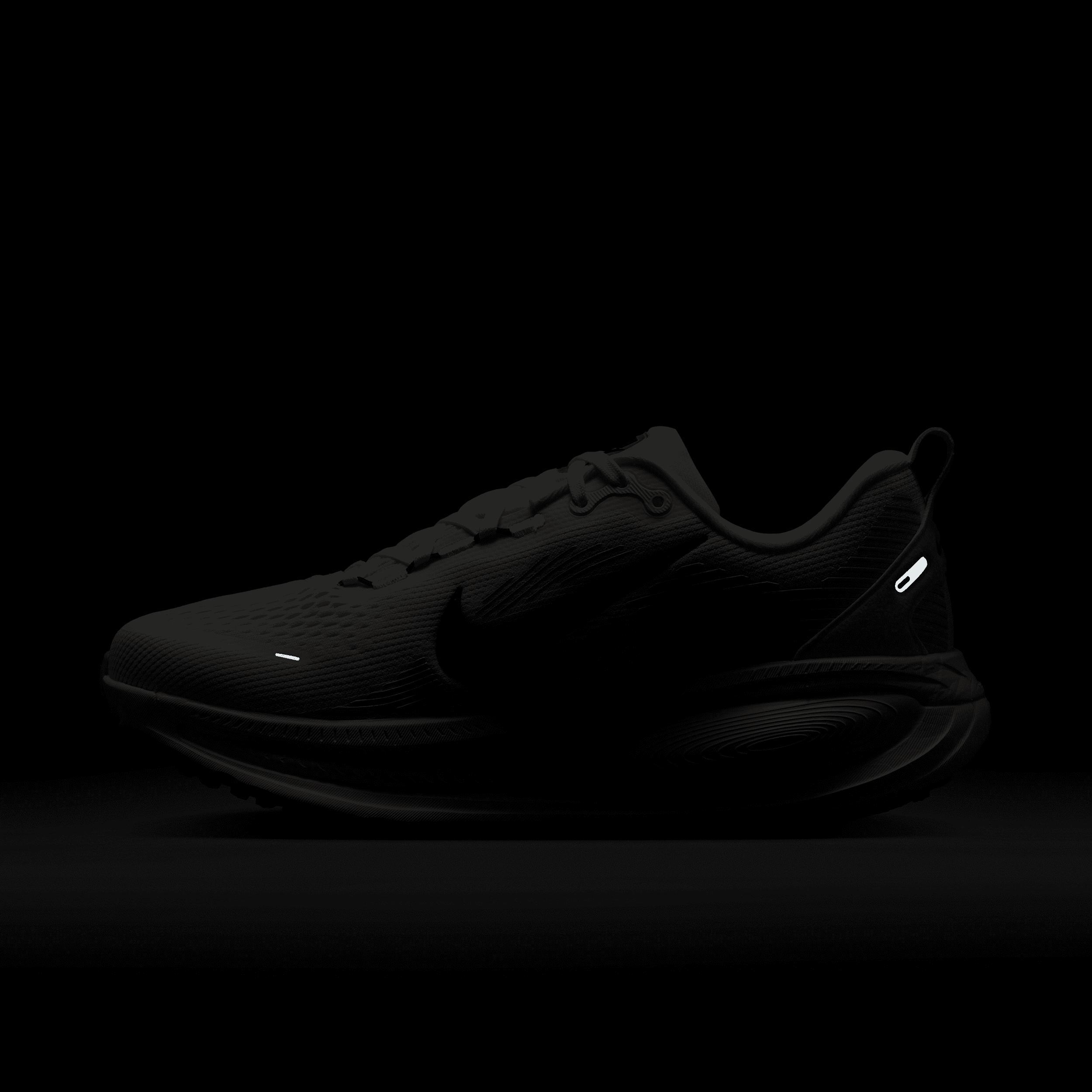 Nike Women's Vomero 18 Road Running Shoes Product Image