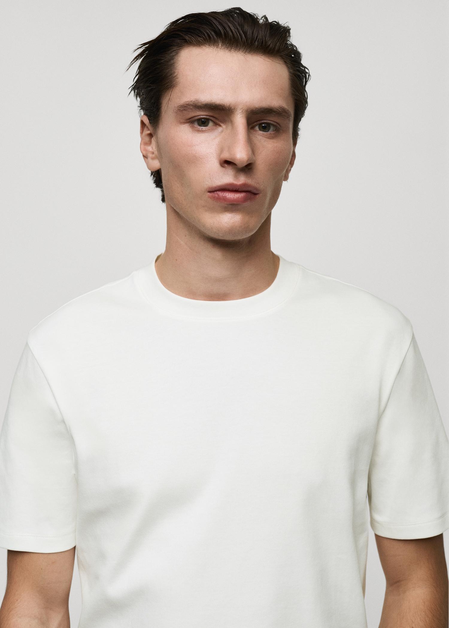 Medium-weight regular-fit t-shirt - Men | MANGO USA Product Image