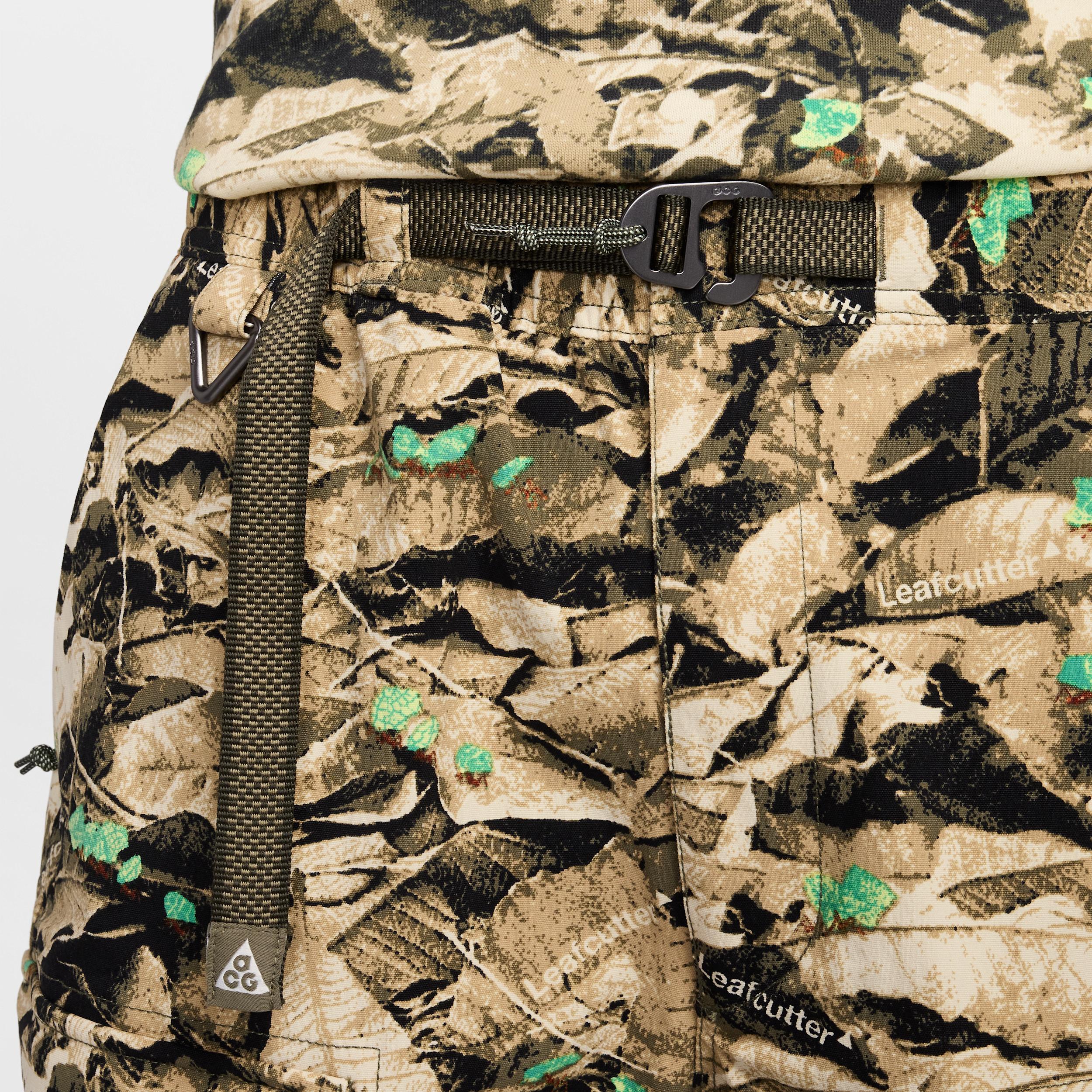 Men's Nike ACG "Smith Summit" Water-Repellent UV Cargo Pants Product Image