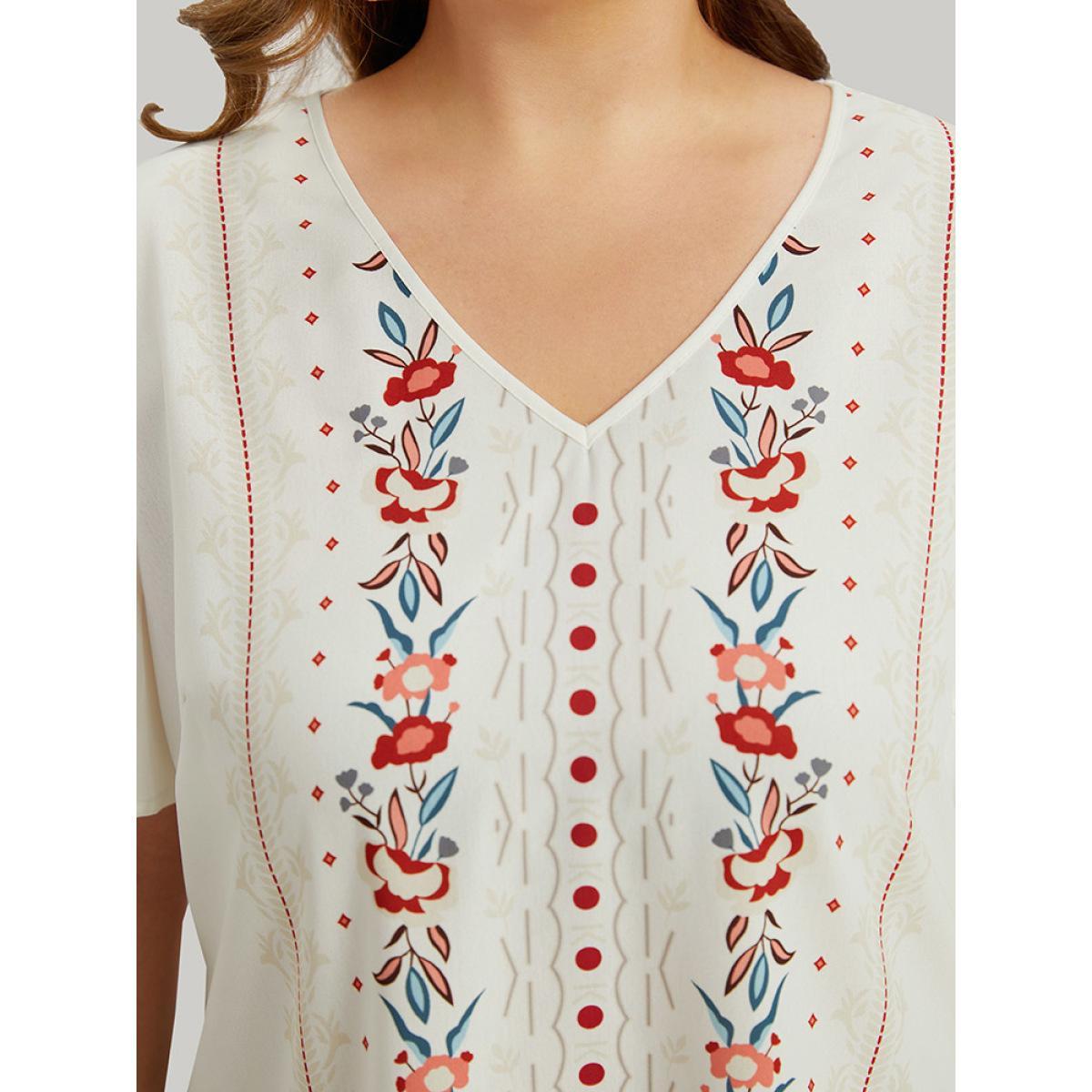 Plus Size White Bandana Print V Neck Flutter Sleeve Blouse Women Vacation Short sleeve V-neck Dailywear Blouses BloomChic 26/4X Product Image