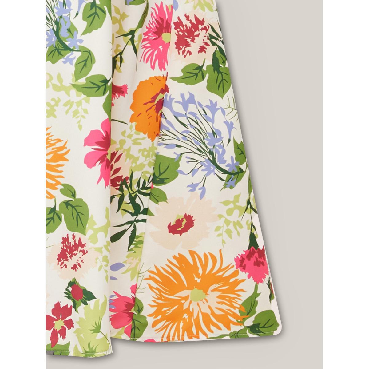 Plus Size Floral Shirred Square Neck Pocket Midi Dress Multicolor Women Elegant Non Square Neck Short sleeve Curvy Midi Dress BloomChic 28/5X Product Image