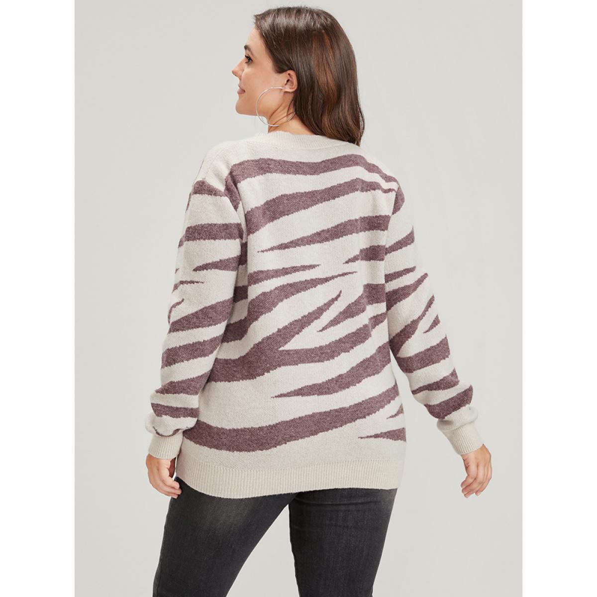 Plus Size Zebra Print Contrast Pointelle Knit V Neck Knit Top Tan Women Casual Long Sleeve V-neck Dailywear Pullovers BloomChic 18-20/2X Product Image