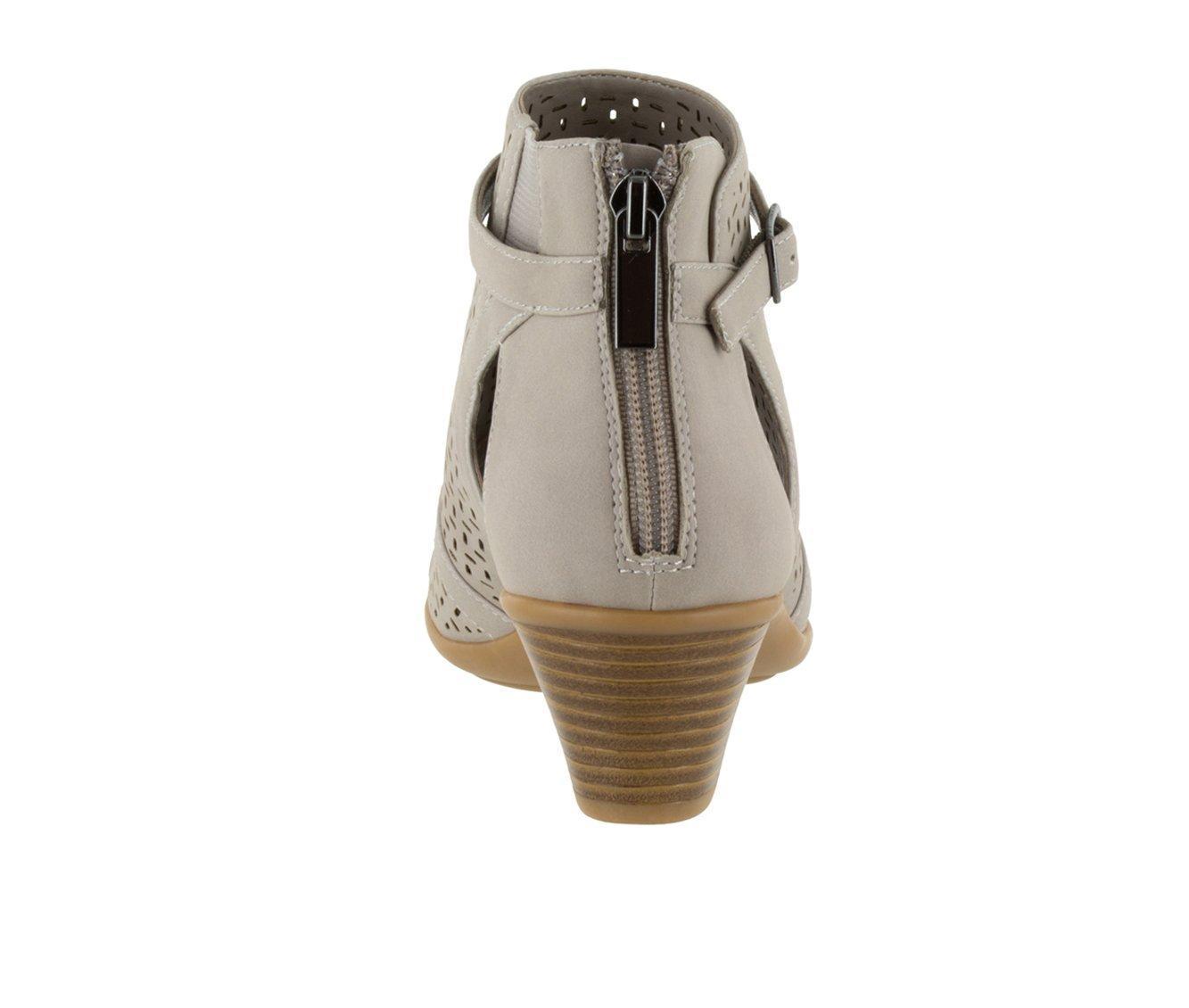 Women's Easy Street Carrigan Booties Product Image
