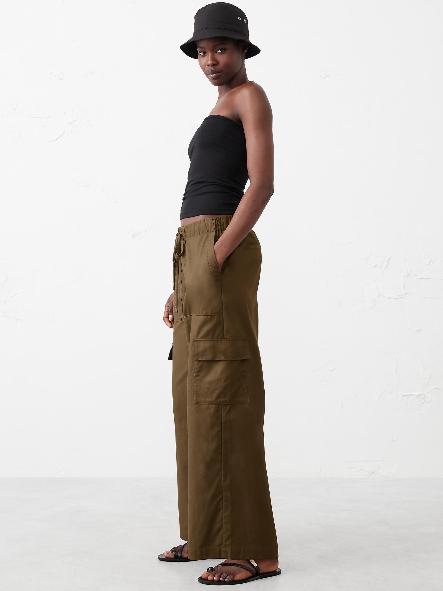 Wide-Leg High-Rise Cargo Pull-On Pant Product Image