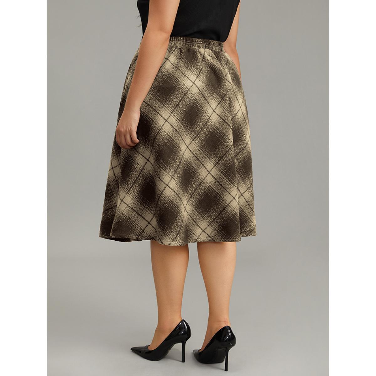 Plus Size Plaid Pocket Elastic Waist Skirt Women Brown Casual A-line No stretch Pocket Everyday Skirts BloomChic 30/6X Product Image