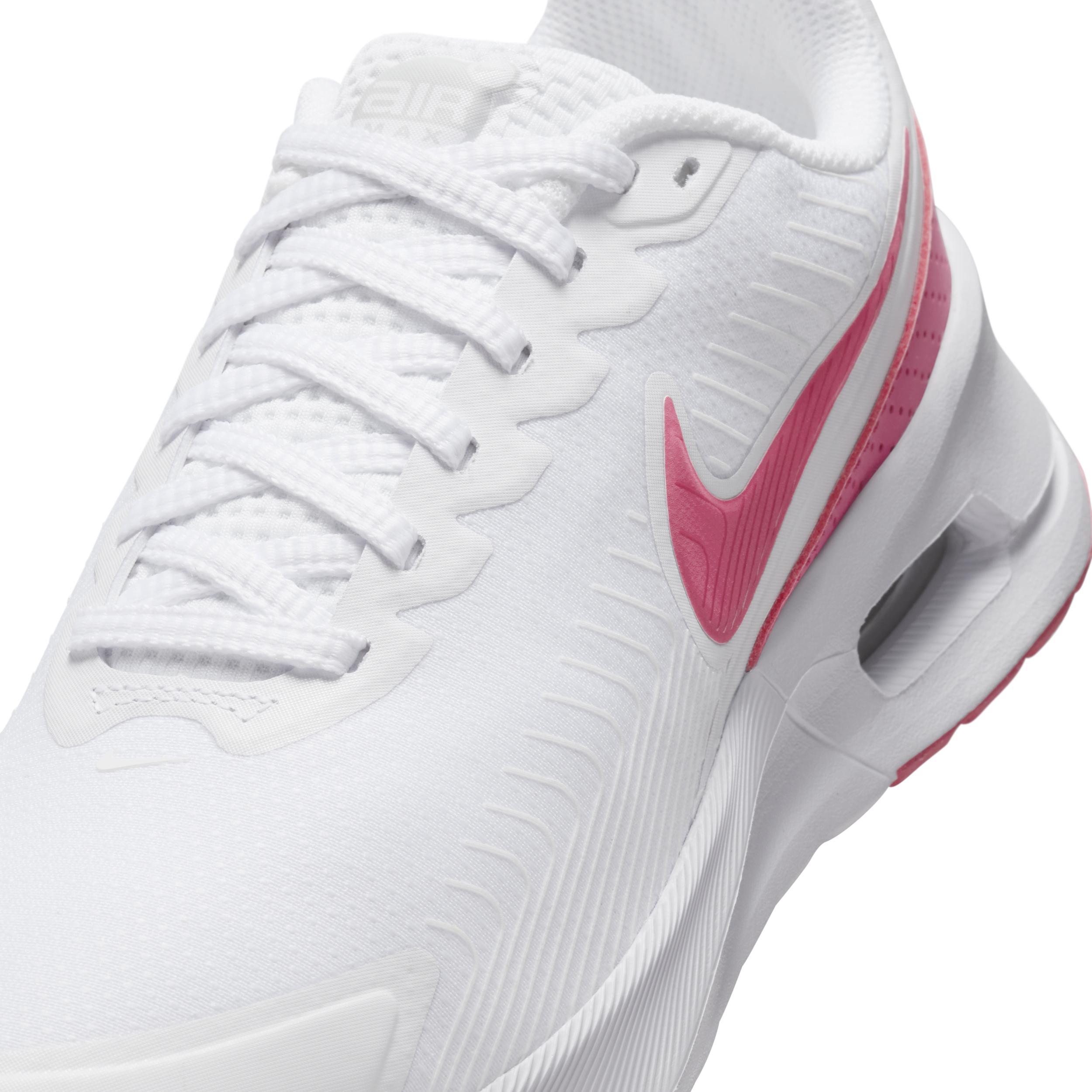 Nike Womens Air Max Nuaxis Shoes Product Image