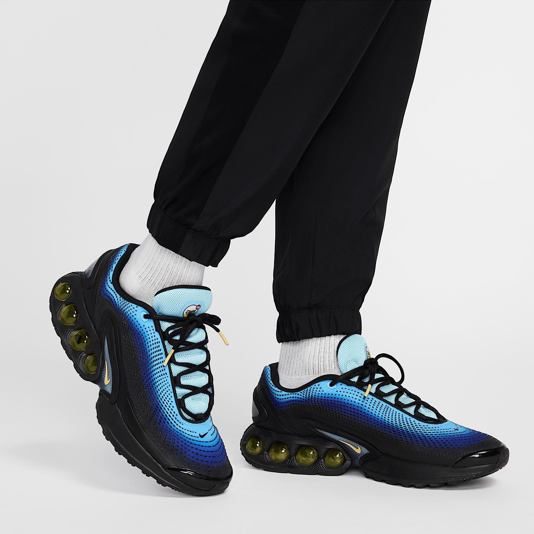 Nike Academy Men's Dri-FIT Soccer Pants Product Image