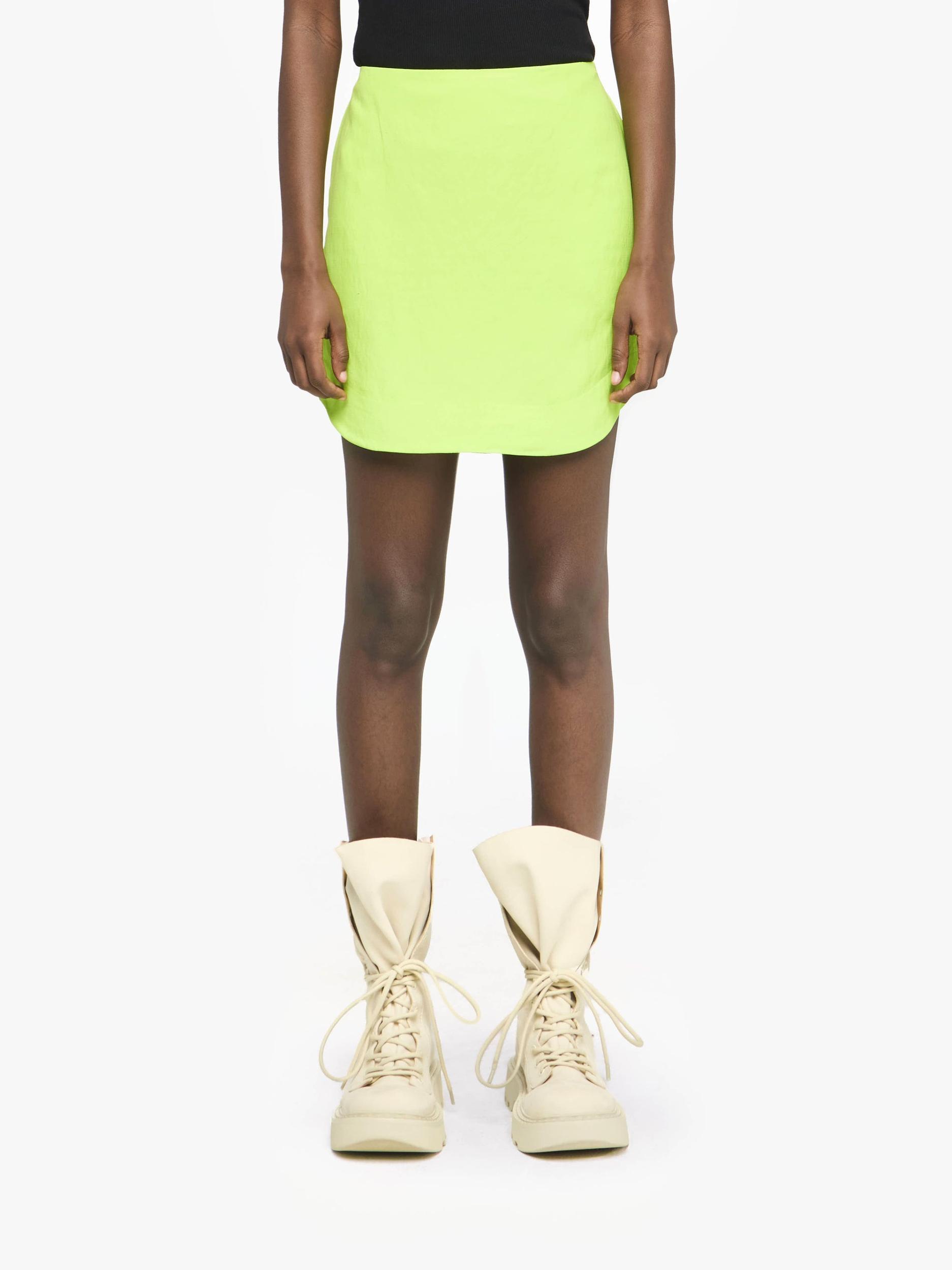 CURVED HEM MINI SKIRT Product Image