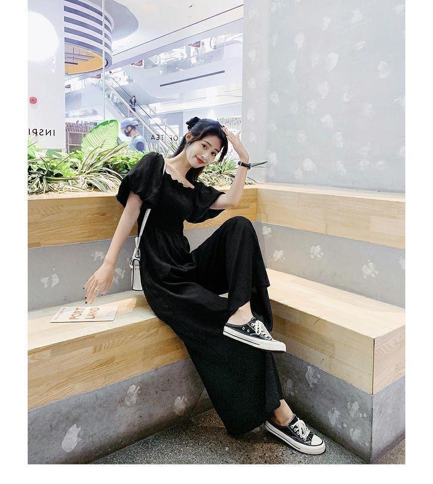 Puff-Sleeve Square-Neck Plain Ruffled Wide Leg Jumpsuit Product Image