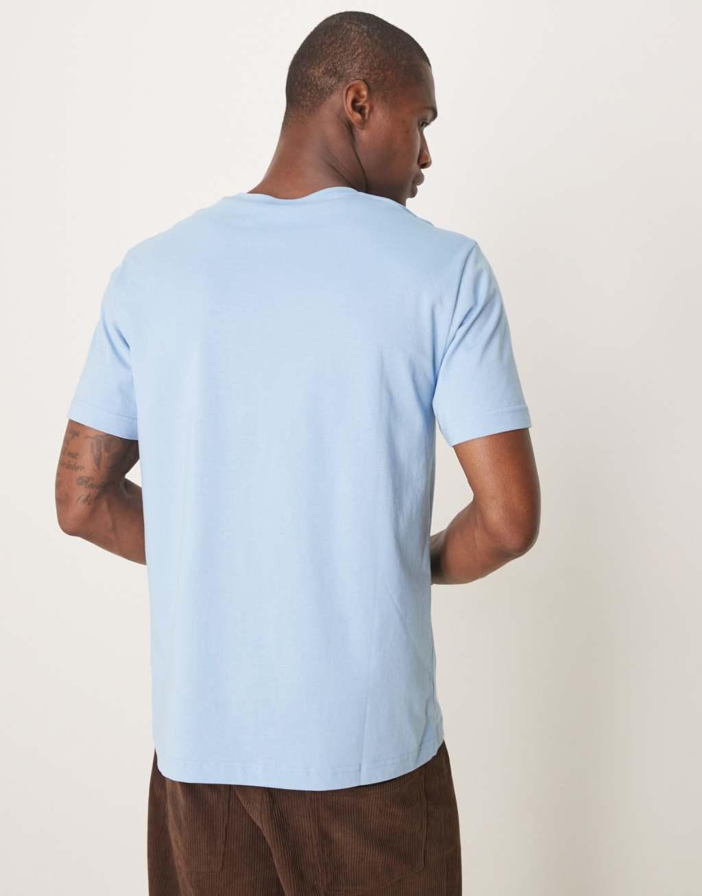 GANT shield logo t-shirt in light blue Product Image
