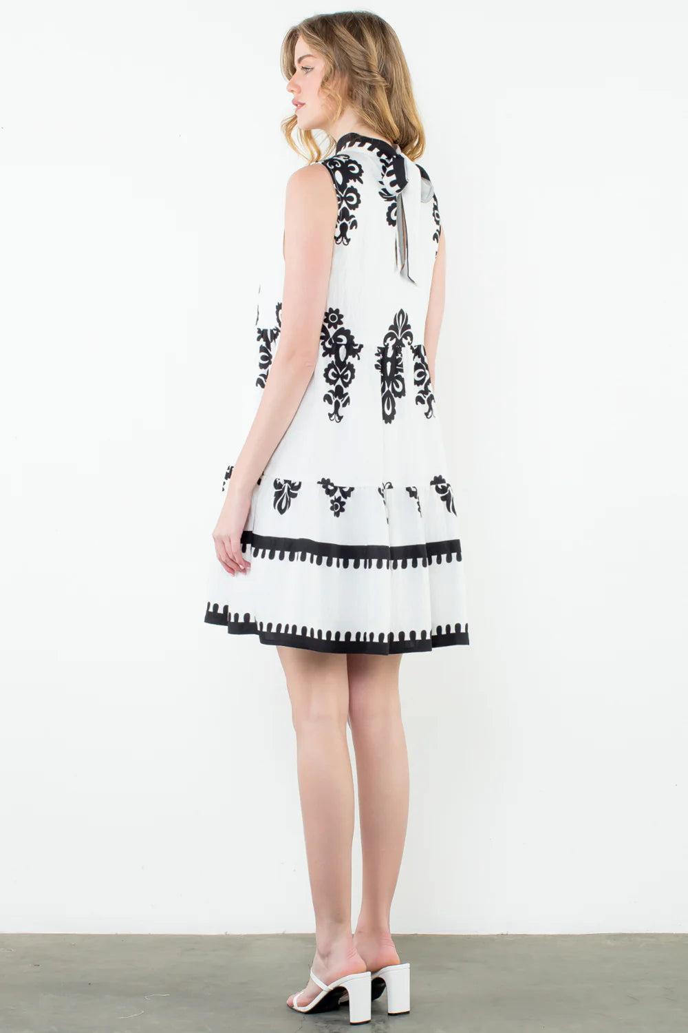 Sleeveless Tiered Midi Dress Product Image
