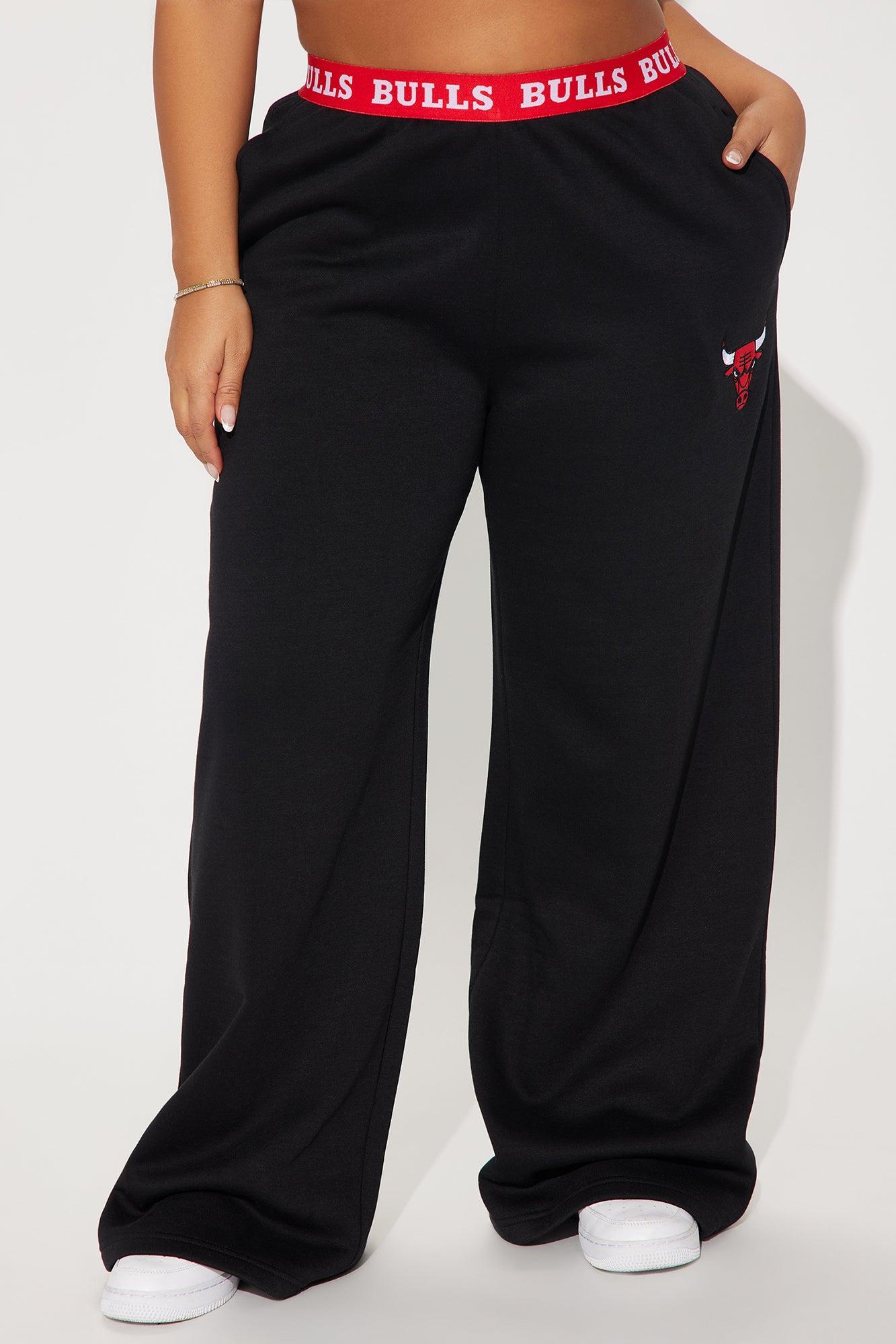 Bulls Free Throw Wide Leg Pant - Black Product Image