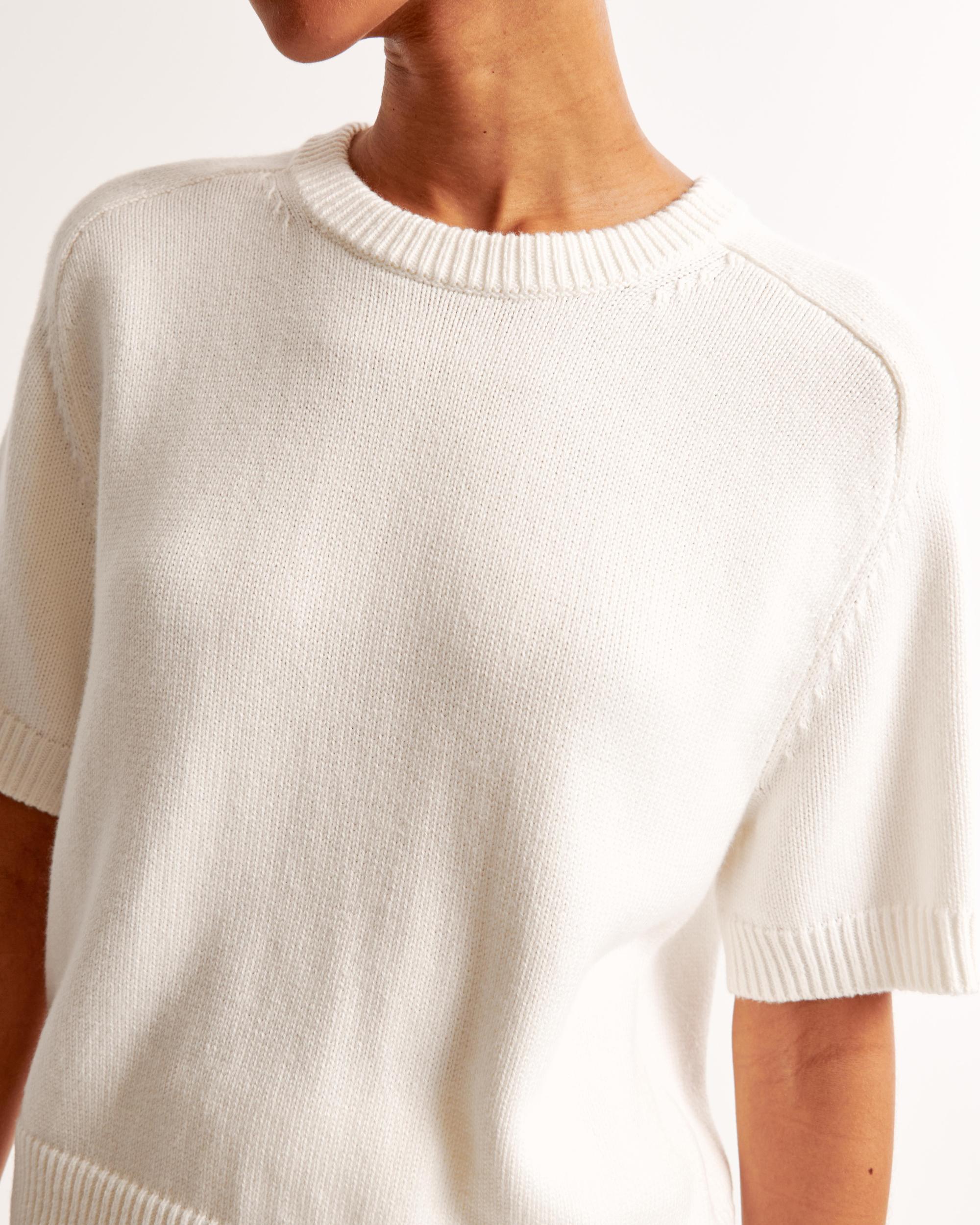 Abercrombie & Fitch | Authentic American clothing since 1892 Product Image