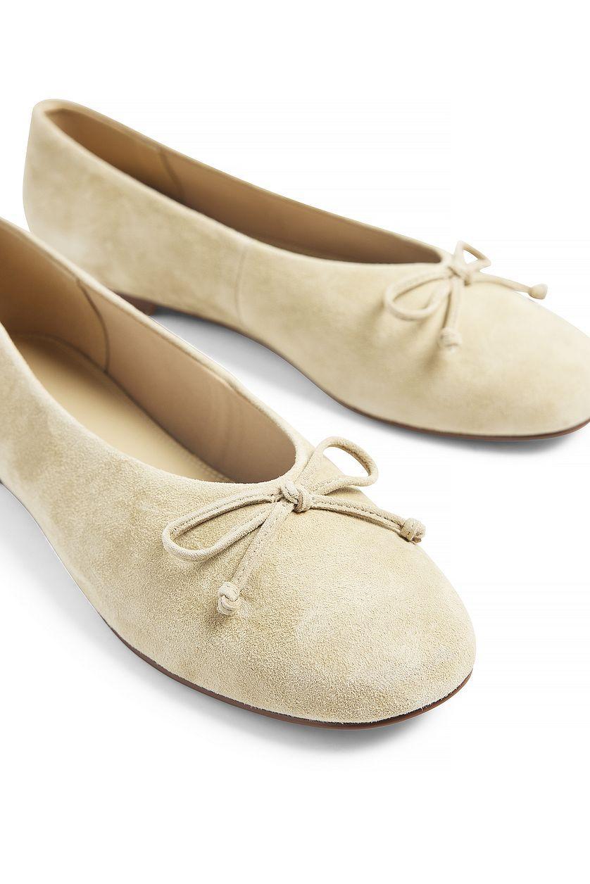 Suede Ballerina Product Image