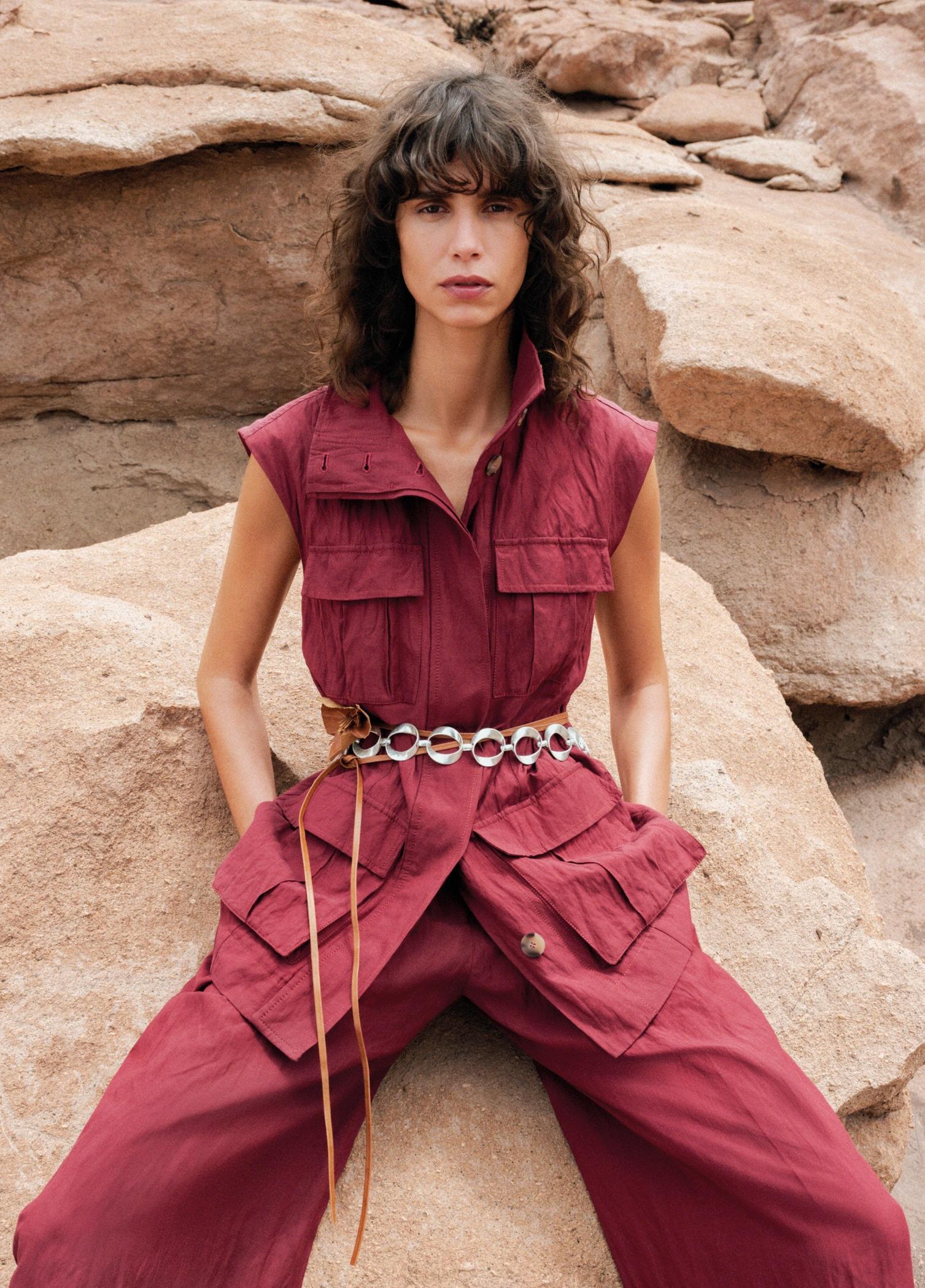 Wrinkled-effect suit vest with pockets - Women | MANGO USA Product Image