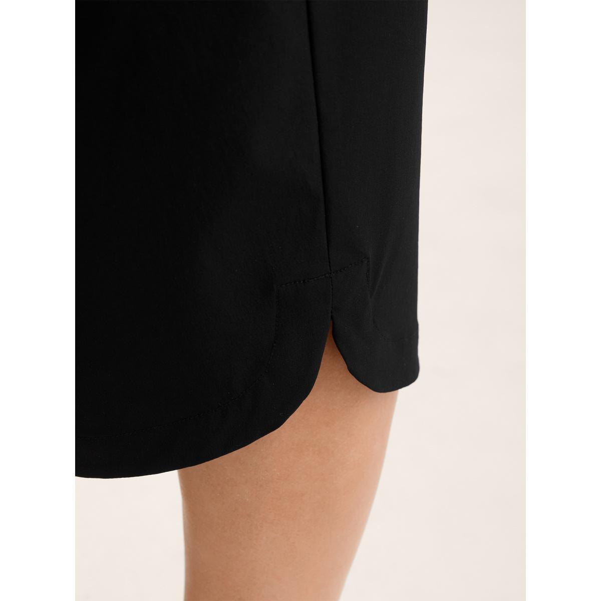 Plus Size Shirred Waist Tie Straight-Leg Crop Pants Women Black Casual Straight Leg Mid Rise Everyday-Casual Pants BloomChic 30/6X Product Image