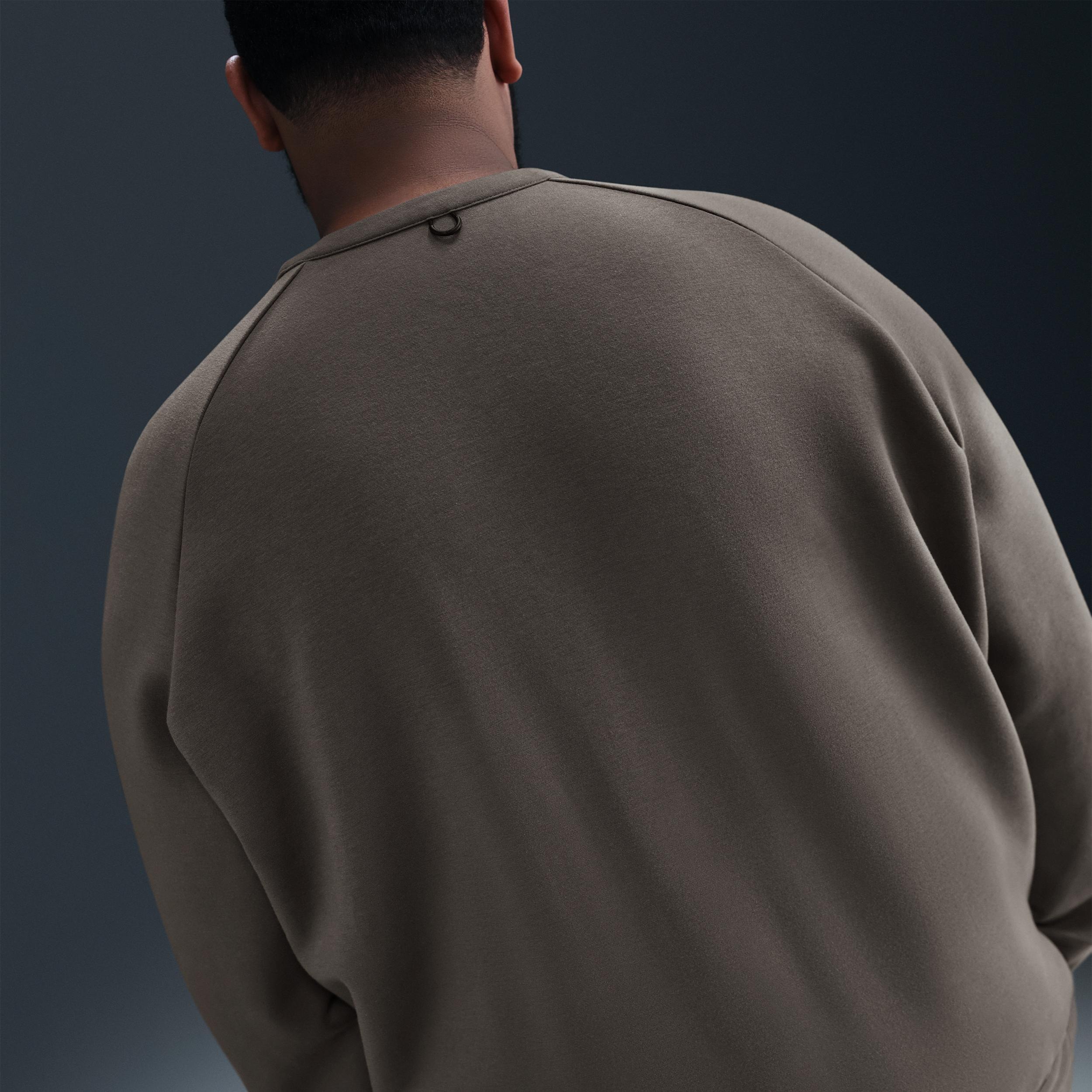 Nike Men's 24.7 ImpossiblySoft Dri-FIT Crew Product Image
