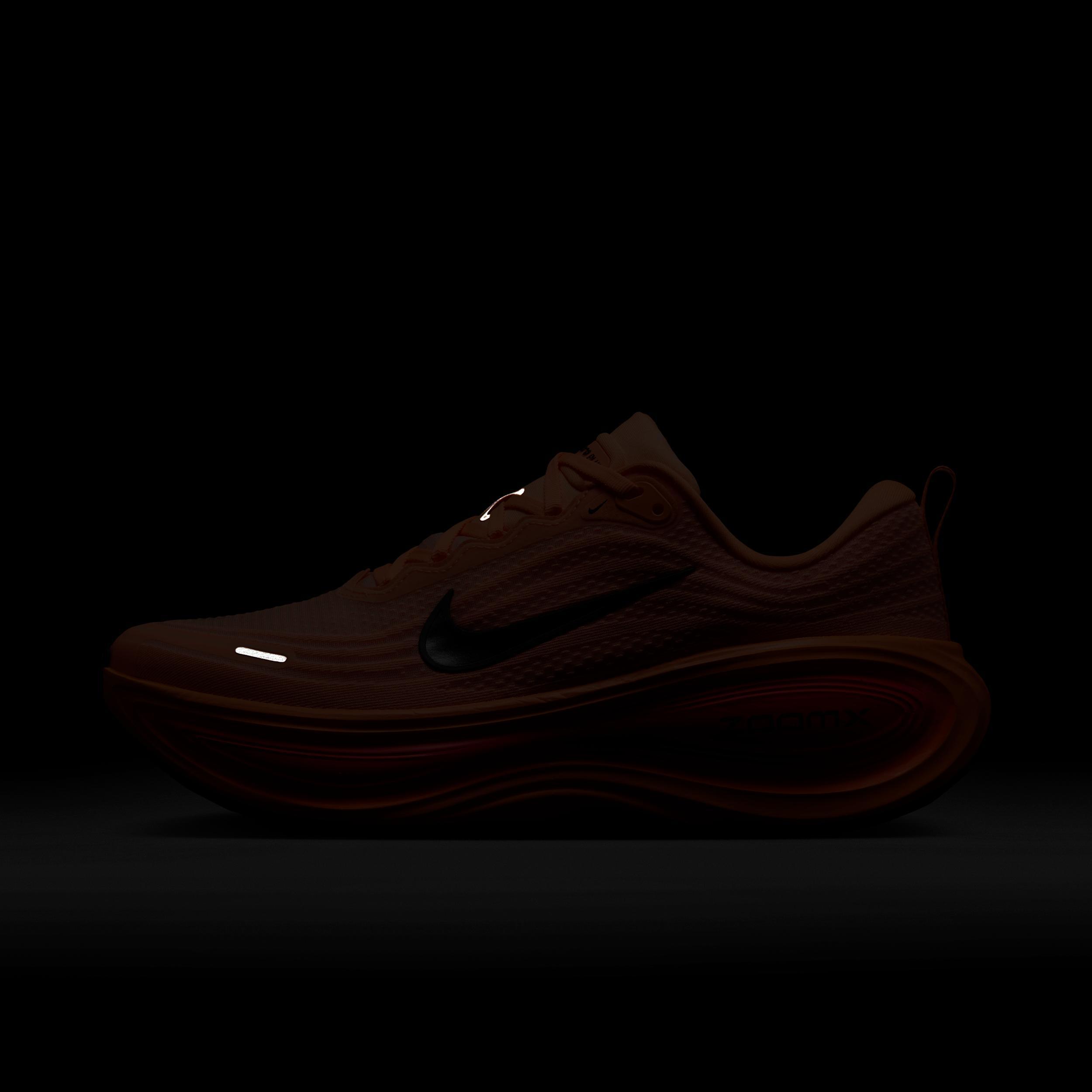 Nike Men's Vomero Plus Road Running Shoes Product Image
